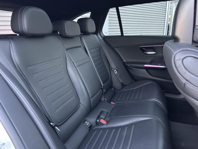 Cクラスステーションワゴン C200ステーションワゴンアバンギャルドAMGライン レザーエクスクルーシブパッケージ パノラミックスライディングルーフ ベーシックパッケージ ヘッドアップディスプレイ 本革 ARナビ レーダーセーフティパッケージ 360度カメラ 認定中古車二年保証(27枚目)