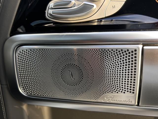 Gクラス G63 AMGカーボンファイバーエクステリアパッケージ マヌファクトゥーアプログラムプラス マヌファクトゥーアインテリアパッケージ  ナッパレザー ブルメスターサラウンドサウンドシステム 1オーナー(24枚目)