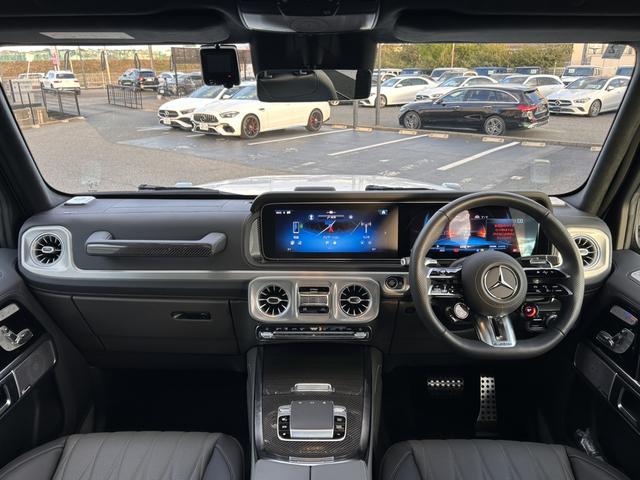 Gクラス G63 AMGカーボンファイバーエクステリアパッケージ マヌファクトゥーアプログラムプラス マヌファクトゥーアインテリアパッケージ  ナッパレザー ブルメスターサラウンドサウンドシステム 1オーナー(29枚目)