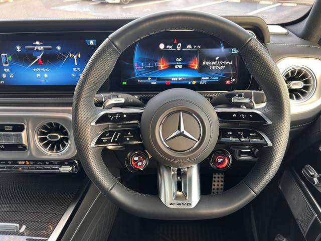 Gクラス G63 AMGカーボンファイバーエクステリアパッケージ マヌファクトゥーアプログラムプラス マヌファクトゥーアインテリアパッケージ  ナッパレザー ブルメスターサラウンドサウンドシステム 1オーナー(30枚目)