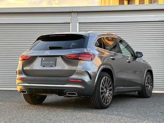 GLAクラス GLA200d 4マチック AMGラインパッケージ パノラミックスライディングルーフ 全周囲カメラ ドライビングアシスタンスパッケージ アンビエントライト64色 メモリー付パワーシート シートヒーター LEDハイパフォーマンスヘッドライト 新車保証継承(9枚目)