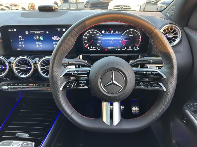 GLAクラス GLA200d 4マチック AMGラインパッケージ パノラミックスライディングルーフ 全周囲カメラ ドライビングアシスタンスパッケージ アンビエントライト64色 メモリー付パワーシート シートヒーター LEDハイパフォーマンスヘッドライト 新車保証継承(29枚目)