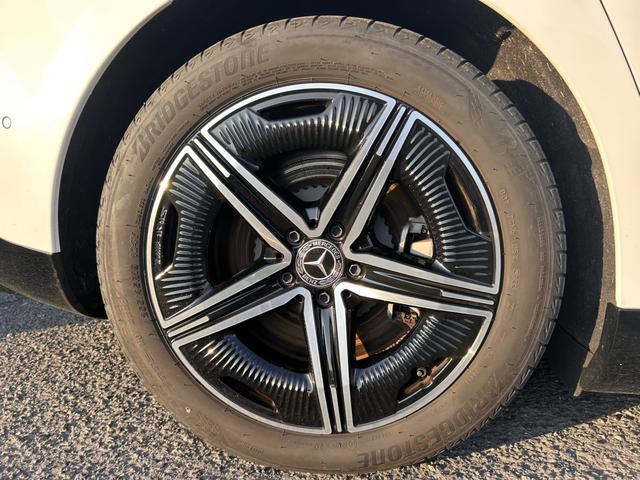 EQE EQE350+ AMGラインパッケージ エクスクルーシブパッケージ パノラミックスライディングルーフ エナジャイジングパッケージ レーダーセーフティパッケージ ベンチレーター ヘッドアップディスプレイ 全周囲カメラ 1オーナー 新車保証継承(14枚目)