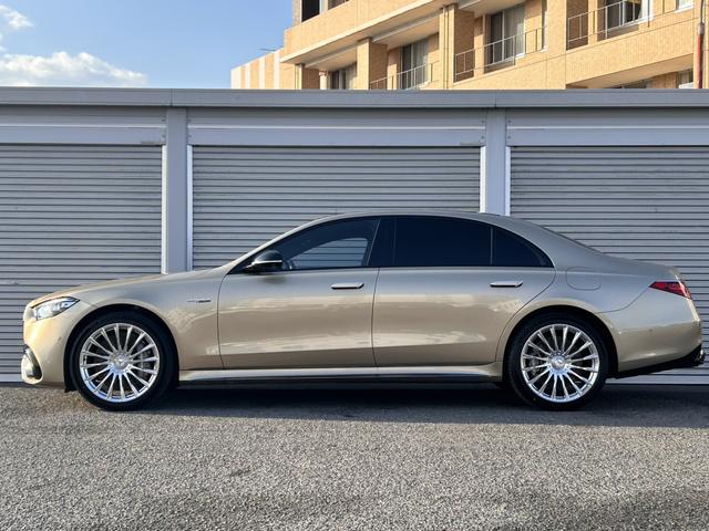 Ｓクラス Ｓ６３　Ｅ　パフォーマンス　ＡＭＧナイトパッケージ　ブルメスターハイエンド４Ｄサラウンドサウンドシステム　パノラミックスライディングルーフ　シートベンチレーター　ＡＲヘッドアップディスプレイ　レーダーセーフティパッケージ（6枚目）