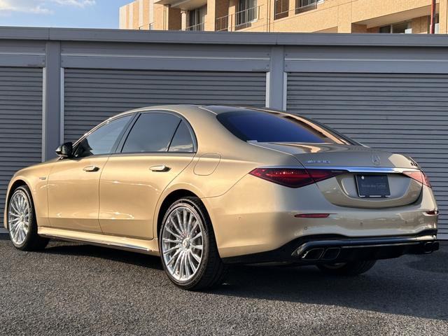 Ｓクラス Ｓ６３　Ｅ　パフォーマンス　ＡＭＧナイトパッケージ　ブルメスターハイエンド４Ｄサラウンドサウンドシステム　パノラミックスライディングルーフ　シートベンチレーター　ＡＲヘッドアップディスプレイ　レーダーセーフティパッケージ（7枚目）