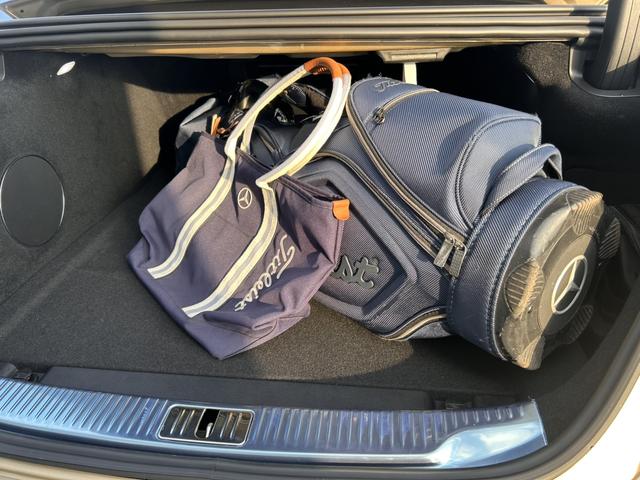 Ｓクラス Ｓ６３　Ｅ　パフォーマンス　ＡＭＧナイトパッケージ　ブルメスターハイエンド４Ｄサラウンドサウンドシステム　パノラミックスライディングルーフ　シートベンチレーター　ＡＲヘッドアップディスプレイ　レーダーセーフティパッケージ（30枚目）