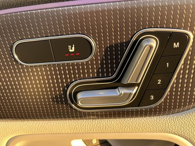 EQA EQA250 エディション1 50台限定車 パノラミックスライディングルーフ 全周囲カメラ レーダーセーフティパッケージ 純正20インチAW 革シート パワーシート アンビエントライト ヘッドアップディスプレイ 認定中古車二年保証(22枚目)