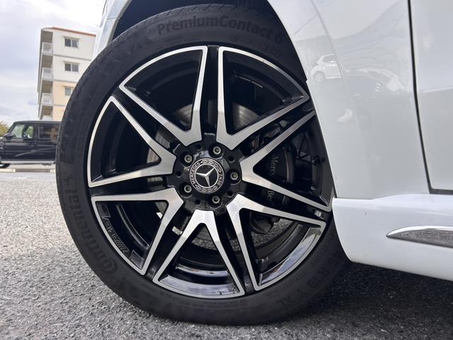 Vクラス V220dエクスクルーシブロングプラチナスイート パーキングパッケージ レーダーセーフティパッケージ パノラミックスライディングルーフ エクスクルーシブシート ナッパレザー ブルメスターサラウンドサウンドシステム ベンチレーター 認定中古車二年保証(15枚目)