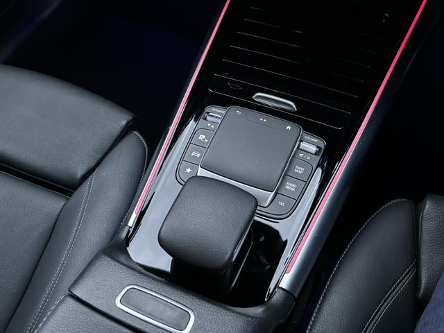 ＥＱＡ ＥＱＡ２５０　ＡＭＧレザーエクスクルーシブパッケージ　レザーエクスクルーシブパッケージ　レーダーセーフティパッケージ　純正２０ＡＷ　本革　３６０度カメラ　ＬＥＤハイパフォーマンスヘッドライト　ヘッドアップディスプレイ　シートヒーター　認定中古車二年保証（24枚目）