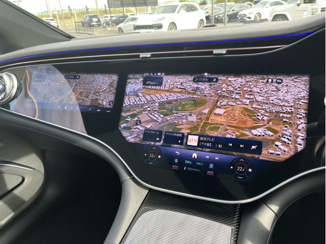 ＥＱＳ ＥＱＳ５３　４マチック＋　リアコンフォートパッケージ　エクスクルーシブパッケージ　ＡＭＧカーボンファイバーインテリアトリム　ハイパースクリーン　ＨＵＤ　シートベンチレーター　パノラミックスライディングルーフ　新車保証継承（22枚目）