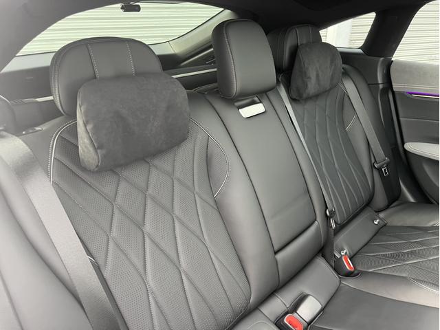 ＥＱＳ ＥＱＳ５３　４マチック＋　リアコンフォートパッケージ　エクスクルーシブパッケージ　ＡＭＧカーボンファイバーインテリアトリム　ハイパースクリーン　ＨＵＤ　シートベンチレーター　パノラミックスライディングルーフ　新車保証継承（31枚目）