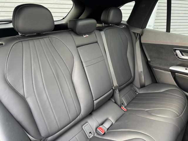 ＥＱＥ ＳＵＶ ＥＱＥ３５０　４マチック　ＳＵＶローンチエディション　パノラミックスライディングルーフ　純正ＯＰ２１インチＡＷ　本革パワーシート＆ヒーター　サラウンドビューモニター　ブルメスター　レーダーセーフティパッケージ　ヘッドアップディスプレイ　新車保証継承（28枚目）