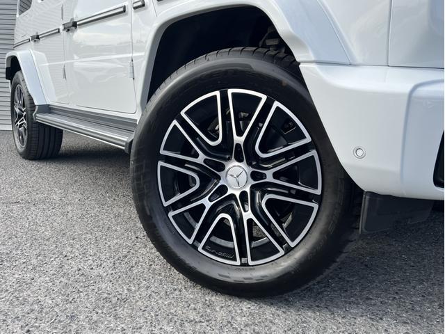 Ｇクラス Ｇ４５０ｄ　ローンチエディション　後期モデル　アダプティブダンピングシステム　エナジャイジングＰＫＧプラス　ガラススライディングルーフ　ブルメスター３Ｄサウンド　ナッパレザー　純正２０インチＡＷ　１オーナー　認定中古車二年保証（12枚目）