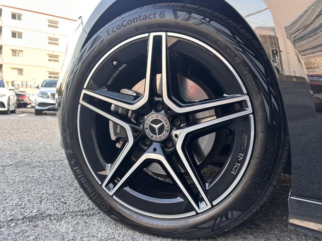 お車によって新車保証継承、２年保証がお選びいただけます。詳しくはスタッフまでお問い合わせください。【お問い合わせ電話番号０７２−４６１−１４１１】