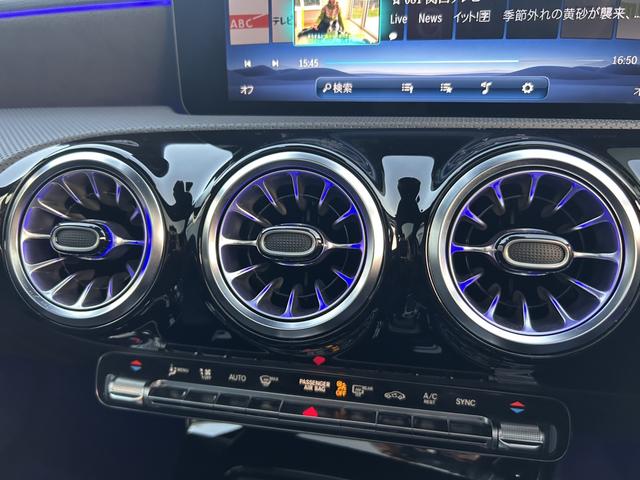 輸入車正規ディーラー店であるのはもちろんのこと、保険代理店でもあります。セールススタッフは全員、保険の有資格者ですので保険のご相談もお任せ下さい！【お問い合わせ電話番号０７２−４６１−１４１１】