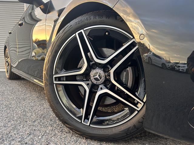 お車が展示場に無い事がございます。ご来店の際は一度お電話にて在庫のご確認を御願い致します。【お問い合わせ電話番号０７２−４６１−１４１１】