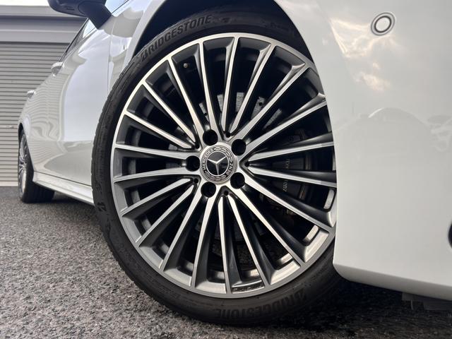 CLAクラス CLA200d AMGラインパッケージ 後期モデル レーダーセーフティパッケージ 全周囲カメラ メモリー付パワーシート マルチビームLEDヘッドライト 純正19インチAW アダプティブハイミームアシスト・プラス シートヒーター 認中二年保証(12枚目)