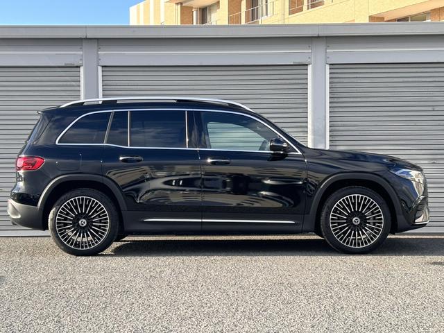 ＥＱＢ ＥＱＢ３５０　４マチック　ＡＭＧラインパッケージ　後期モデル　パノラミックスライディングルーフ　ドライビングアシスタンスパッケージ　３６０度カメラ　メモリー付きパワーシート　シートヒーター　ＬＥＤハイパフォーマンスヘッドライト　ＡＲナビ　新車保証継承（10枚目）