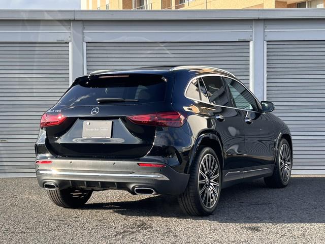 ＧＬＡクラス ＧＬＡ１８０　ＡＭＧレザーエクスクルーシブパッケージ　コンフォートＰ　ＡＭＧレザーエクスクルーシブパッケージ　パノラミックスライディングルーフ　ヘッドアップディスプレイ　ブルメスターサラウンドサウンドシステム　ドライビングアシスタンスＰ　新車保証継承（9枚目）