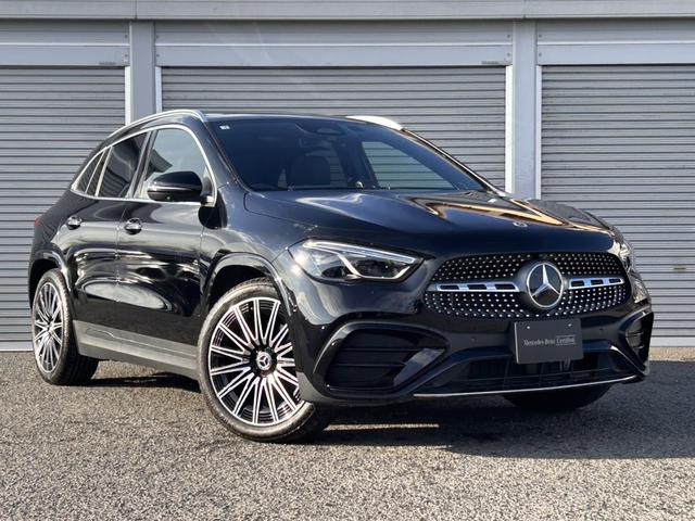 ＧＬＡクラス ＧＬＡ１８０　ＡＭＧレザーエクスクルーシブパッケージ　コンフォートＰ　ＡＭＧレザーエクスクルーシブパッケージ　パノラミックスライディングルーフ　ヘッドアップディスプレイ　ブルメスターサラウンドサウンドシステム　ドライビングアシスタンスＰ　新車保証継承（11枚目）