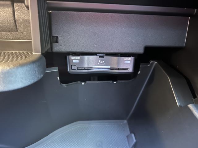 ＧＬＡクラス ＧＬＡ４５　Ｓ　４マチック＋　ＡＭＧパフォーマンスパッケージ　アドバンスドパッケージ　パノラミックスライディングルーフ　ヘッドアップディスプレイ　ＡＭＧパフォーマンスシート　ブルメスターサウンドシステム　　新車保証継承（17枚目）