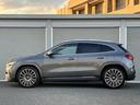 GLAクラス GLA200d 4マチック AMGラインパッケージ パノラミックスライディングルーフ 全周囲カメラ ドライビングアシスタンスパッケージ アンビエントライト64色 メモリー付パワーシート シートヒーター LEDハイパフォーマンスヘッドライト 新車保証継承(6枚目)