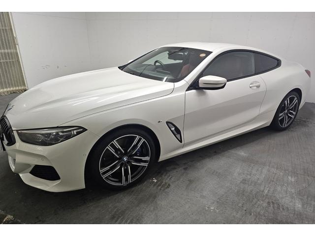 8シリーズ 840i クーペ Mスポーツ ハーマンカードンサラウンドシステム・レーダー・レッドブラックコンビレザーシート(6枚目)