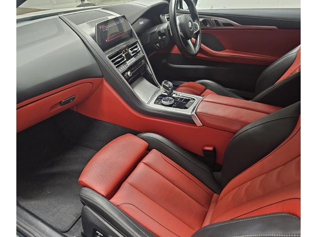 8シリーズ 840i クーペ Mスポーツ ハーマンカードンサラウンドシステム・レーダー・レッドブラックコンビレザーシート(15枚目)