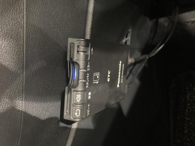アップ！ クロス　アップ！　特別仕様車　専用アルミ　キーレス　シートヒーター　オートライト　オートエアコン　Ｂｌｕｅｔｏｏｔｈ接続　認定中古車（6枚目）