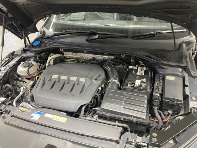 アルテオン ＴＳＩ　４モーション　Ｒラインアドバンス　ＤＣＣ　ＡＣＣ　トラベルアシスト　レザーシート　パワーテールゲート　パワーシート　全席シートヒーター　デジタルメーター　ＬＥＤヘッドライト　フロントアシスト　レーンアシスト　認定中古車（62枚目）