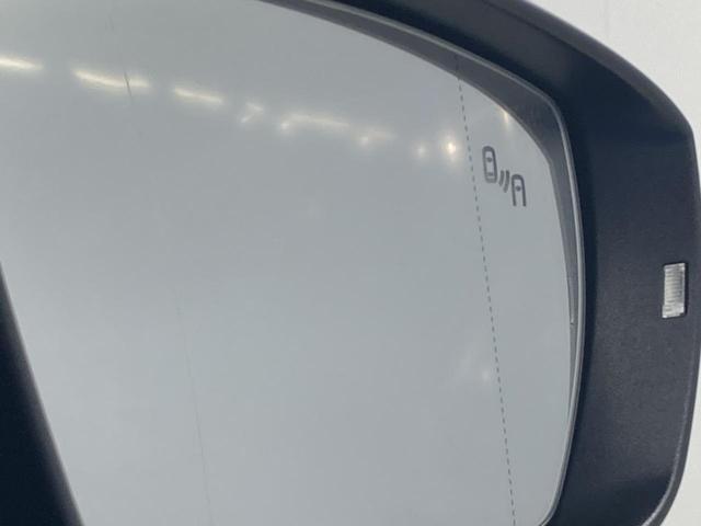 Ｔ－ロック ＴＤＩ　スタイルデザインパッケージ　ＡＣＣ　レーンキープアシスト　デジタルメーター　ＬＥＤヘッドライト　パワーテールゲート　純正ナビ　バックカメラ　１７インチアルミホイール　ブラインドスポットディテクション　スマートキー　認定中古車（43枚目）