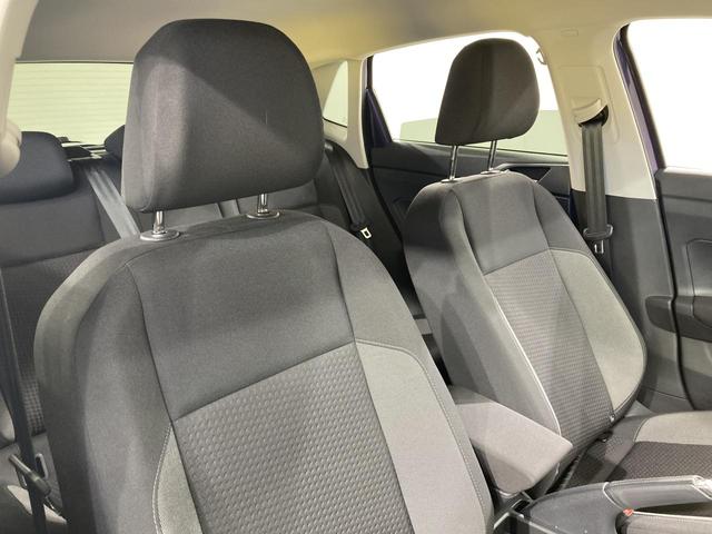 ポロ ＴＳＩアクティブ　弊社デモカー　デジタルメーター　トラベルアシスト　ＩＱライト　ナビ　バックカメラ　コーナーセンサー　レーンアシスト　フロントアシスト　認定中古車（43枚目）