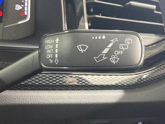 ポロ ＴＳＩアクティブ　弊社デモカー　デジタルメーター　トラベルアシスト　ＩＱライト　ナビ　バックカメラ　コーナーセンサー　レーンアシスト　フロントアシスト　認定中古車（52枚目）