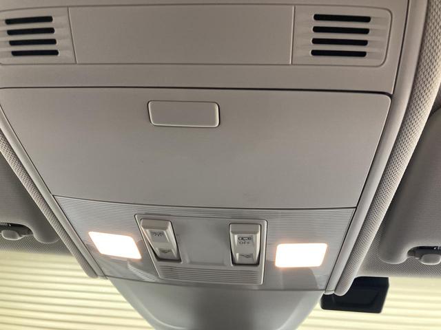 ポロ ＴＳＩアクティブ　弊社デモカー　デジタルメーター　トラベルアシスト　ＩＱライト　ナビ　バックカメラ　コーナーセンサー　レーンアシスト　フロントアシスト　認定中古車（53枚目）