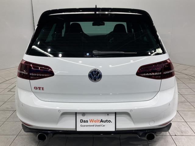 ゴルフGTI クラブスポーツ トラックエディション 特別仕様車 専用アルミ 専用バケットシート アルカンターラステアリング シートヒーター キーレス ナビ バックカメラ HIDヘッドライト 認定中古車(15枚目)