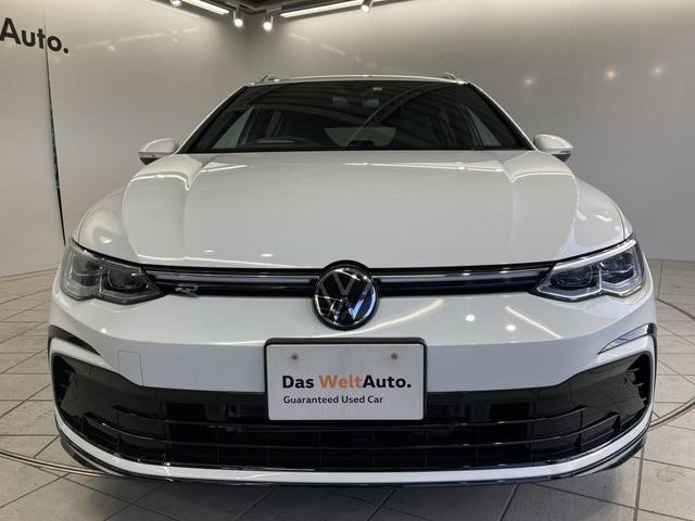 ゴルフヴァリアント ｅＴＳＩ　Ｒライン　ＩＱライト　トラベルアシスト　デジタルメーター　パワーテールゲート　ヘットアップディスプレイ　ナビ　バックカメラ　フロントアシスト　レーンアシスト　認定中古車（14枚目）