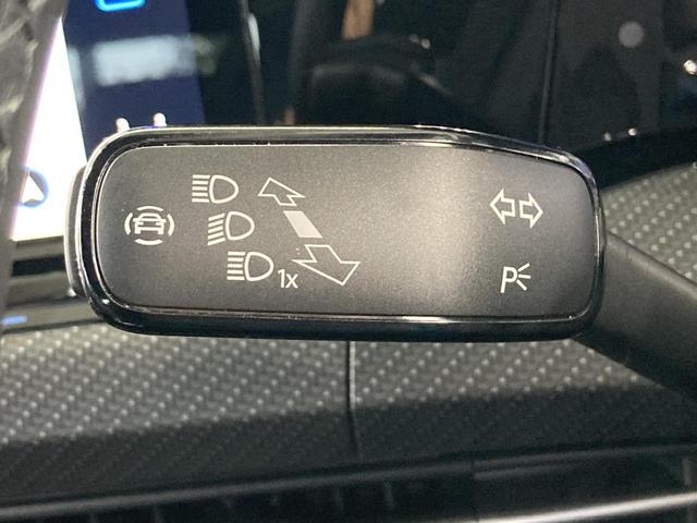 ゴルフヴァリアント ｅＴＳＩ　Ｒライン　ＩＱライト　トラベルアシスト　デジタルメーター　パワーテールゲート　ヘットアップディスプレイ　ナビ　バックカメラ　フロントアシスト　レーンアシスト　認定中古車（40枚目）