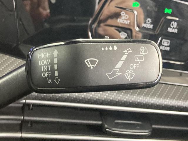 ゴルフヴァリアント ｅＴＳＩ　Ｒライン　ＩＱライト　トラベルアシスト　デジタルメーター　パワーテールゲート　ヘットアップディスプレイ　ナビ　バックカメラ　フロントアシスト　レーンアシスト　認定中古車（41枚目）