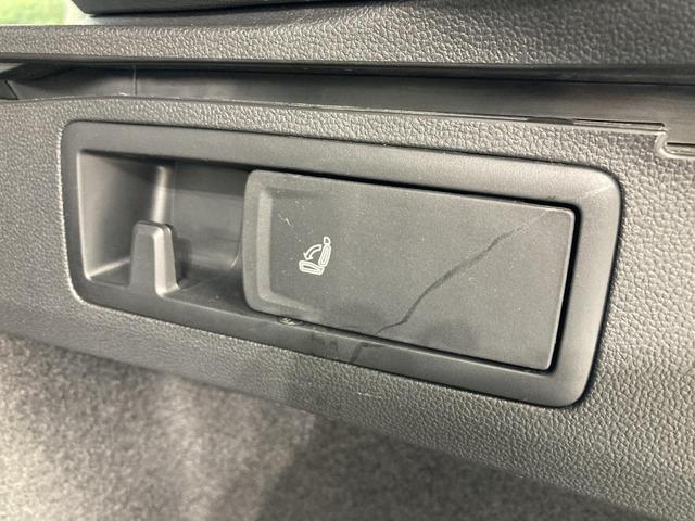 ゴルフヴァリアント ｅＴＳＩ　Ｒライン　ＩＱライト　トラベルアシスト　デジタルメーター　パワーテールゲート　ヘットアップディスプレイ　ナビ　バックカメラ　フロントアシスト　レーンアシスト　認定中古車（59枚目）