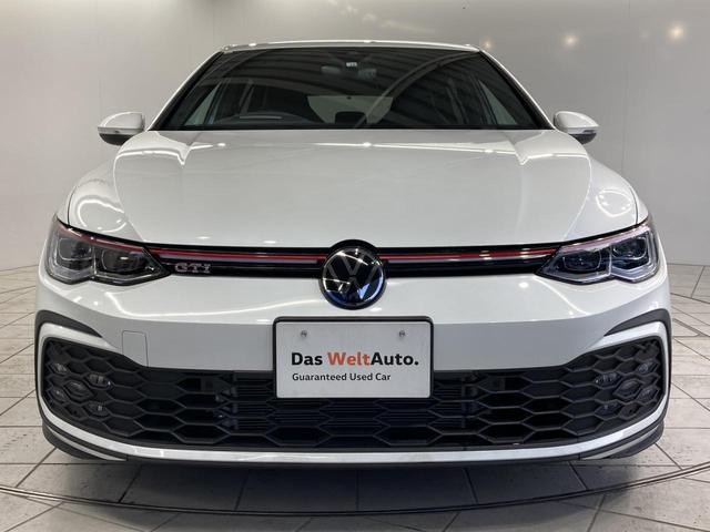 ゴルフGTI ベースグレード DCC トラベルアシスト IQライト 専用アルミ デジタルメーター スマートキー フロントアシスト レーンアシスト バックカメラ アンビエントライト 認定中古車(12枚目)