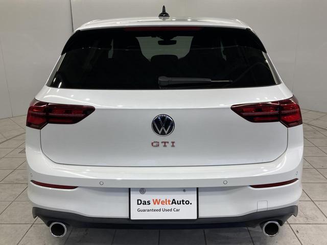 ゴルフGTI ベースグレード DCC トラベルアシスト IQライト 専用アルミ デジタルメーター スマートキー フロントアシスト レーンアシスト バックカメラ アンビエントライト 認定中古車(13枚目)