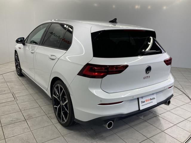 ゴルフGTI ベースグレード DCC トラベルアシスト IQライト 専用アルミ デジタルメーター スマートキー フロントアシスト レーンアシスト バックカメラ アンビエントライト 認定中古車(15枚目)