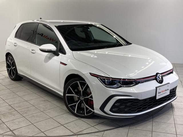 ゴルフGTI ベースグレード DCC トラベルアシスト IQライト 専用アルミ デジタルメーター スマートキー フロントアシスト レーンアシスト バックカメラ アンビエントライト 認定中古車(18枚目)