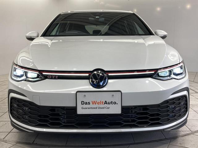 ゴルフGTI ベースグレード DCC トラベルアシスト IQライト 専用アルミ デジタルメーター スマートキー フロントアシスト レーンアシスト バックカメラ アンビエントライト 認定中古車(19枚目)