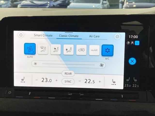 ゴルフGTI ベースグレード DCC トラベルアシスト IQライト 専用アルミ デジタルメーター スマートキー フロントアシスト レーンアシスト バックカメラ アンビエントライト 認定中古車(44枚目)