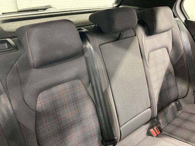 ゴルフGTI ベースグレード DCC トラベルアシスト IQライト 専用アルミ デジタルメーター スマートキー フロントアシスト レーンアシスト バックカメラ アンビエントライト 認定中古車(72枚目)