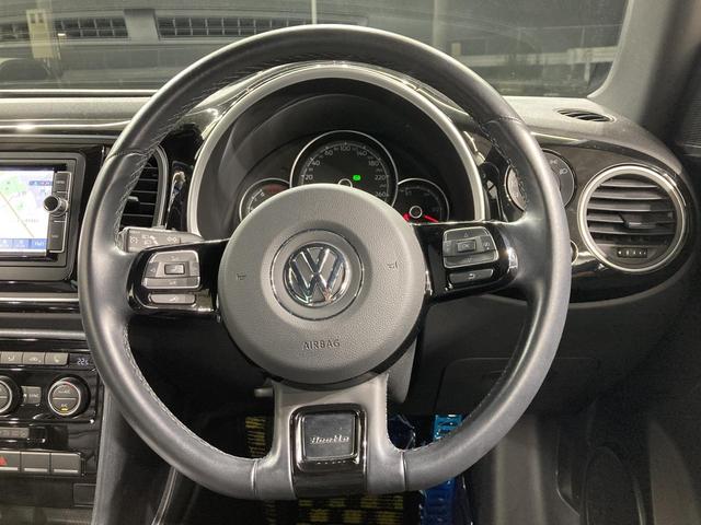 ザ・ビートル Ｒラインマイスター　クルーズコントロール付き　パドルシフト　障害物センサー　純正ナビ　レザーシート　シートヒーター　ブレーキアシスト　１８インチアルミホイール　フォグランプ　ＴＶフルセグ　バックカメラ　ブレーキアシスト（4枚目）