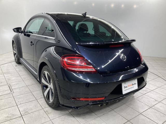 ザ・ビートル Ｒラインマイスター　クルーズコントロール付き　パドルシフト　障害物センサー　純正ナビ　レザーシート　シートヒーター　ブレーキアシスト　１８インチアルミホイール　フォグランプ　ＴＶフルセグ　バックカメラ　ブレーキアシスト（17枚目）