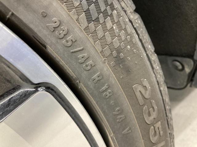 ザ・ビートル Ｒラインマイスター　クルーズコントロール付き　パドルシフト　障害物センサー　純正ナビ　レザーシート　シートヒーター　ブレーキアシスト　１８インチアルミホイール　フォグランプ　ＴＶフルセグ　バックカメラ　ブレーキアシスト（30枚目）