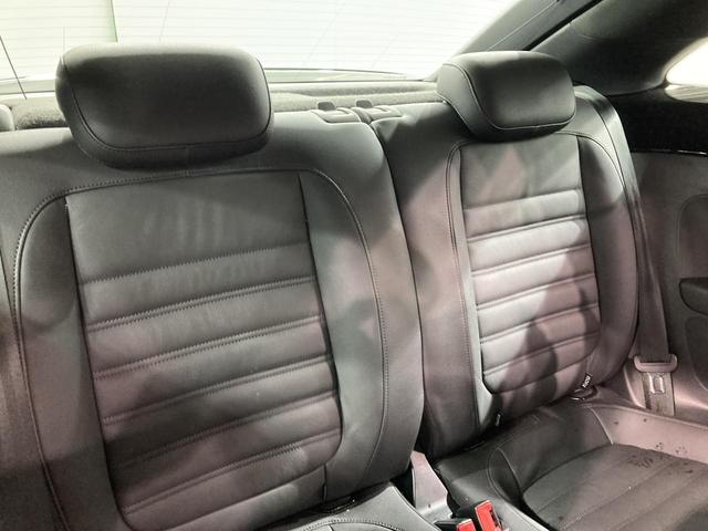 ザ・ビートル Ｒラインマイスター　クルーズコントロール付き　パドルシフト　障害物センサー　純正ナビ　レザーシート　シートヒーター　ブレーキアシスト　１８インチアルミホイール　フォグランプ　ＴＶフルセグ　バックカメラ　ブレーキアシスト（34枚目）